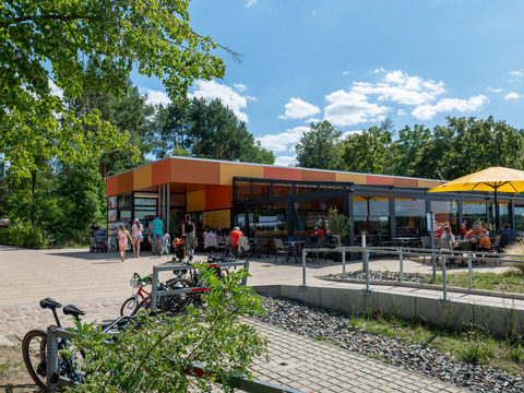 Imbiss Due Fratelli 2 im Familienpark, Foto: Rico Schwarze - Glücksfoto GbR