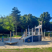 Piratenschiff auf dem Spielplatz Seemann in Niemtsch, Foto: LSB